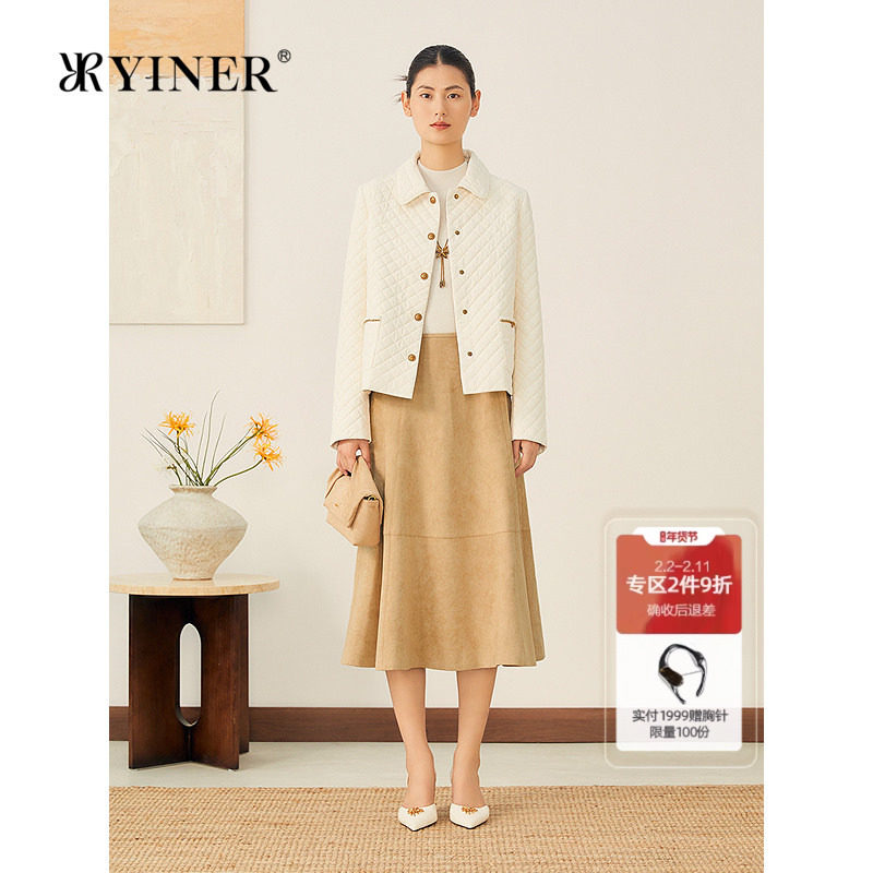 YINER音儿2025秋季新款法式小香风轻薄保暖翻领菱格纹短外套