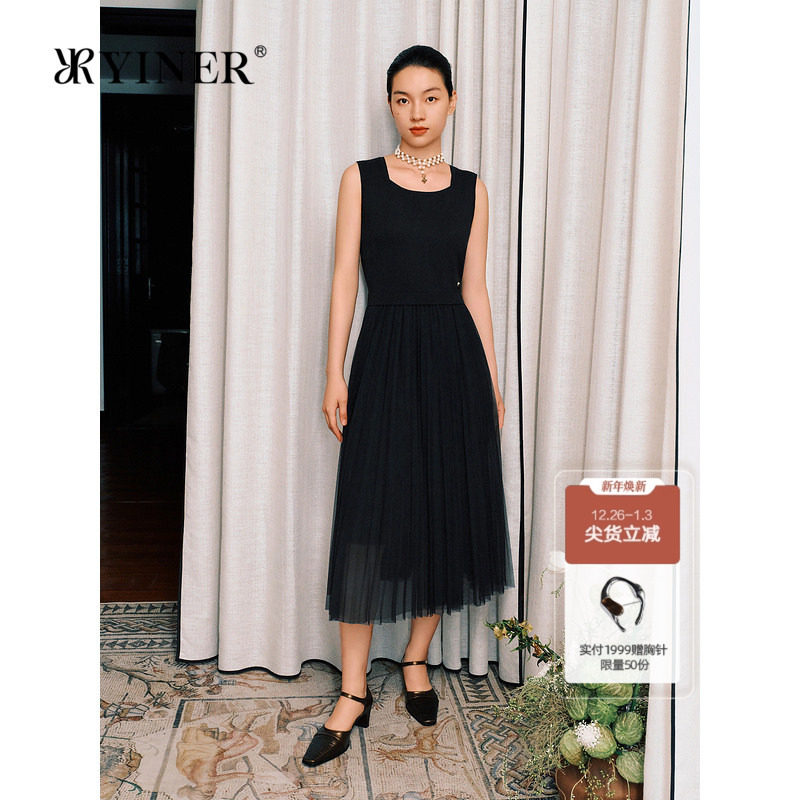 YINER音儿女装秋季法式复古方领小黑裙优雅针织连衣裙