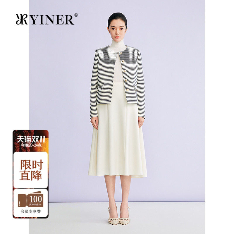 YINER音儿2026春季新款时尚撞色条纹亮丝金葱肌理H型短款圆领外套