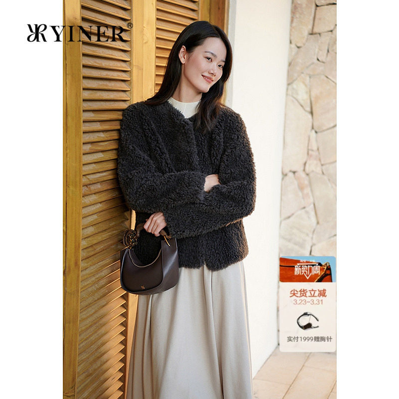 YINER音儿专选女装冬季法式时尚短款圆领美丽诺环保羊毛皮草外套