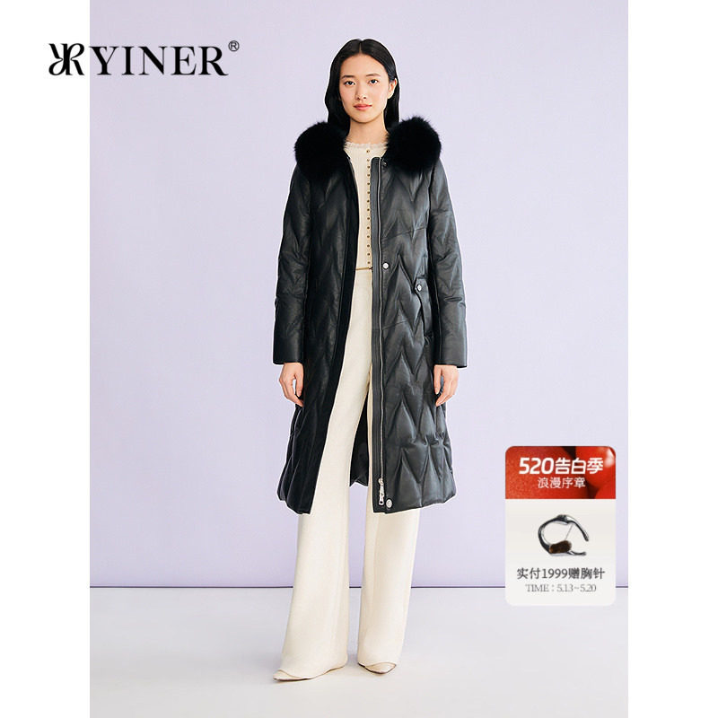 YINER音儿专选女装冬季长款可拆卸狐狸毛领连帽真皮羽绒服