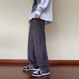 深灰色