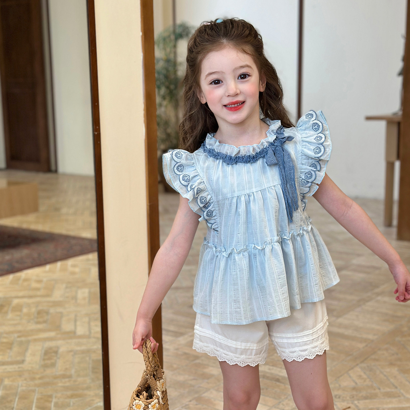 栀了成长记童装女童甜美温柔花边衬衫2026春季儿童刺绣荷叶边上衣