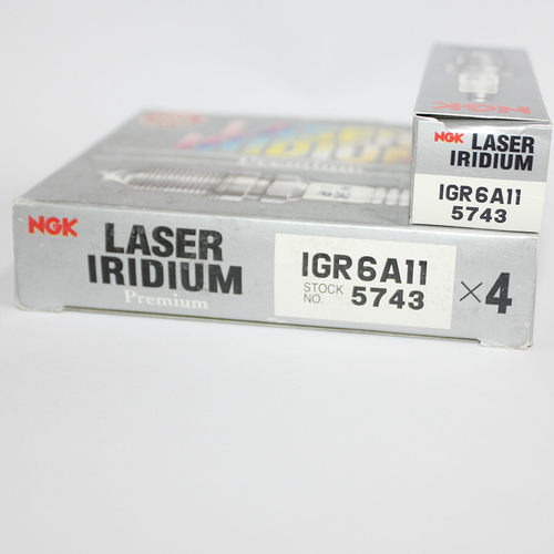NGK铱铂金火花塞IGR6A11 5743适用于拉达尼瓦1.7L瑞风瑞鹰