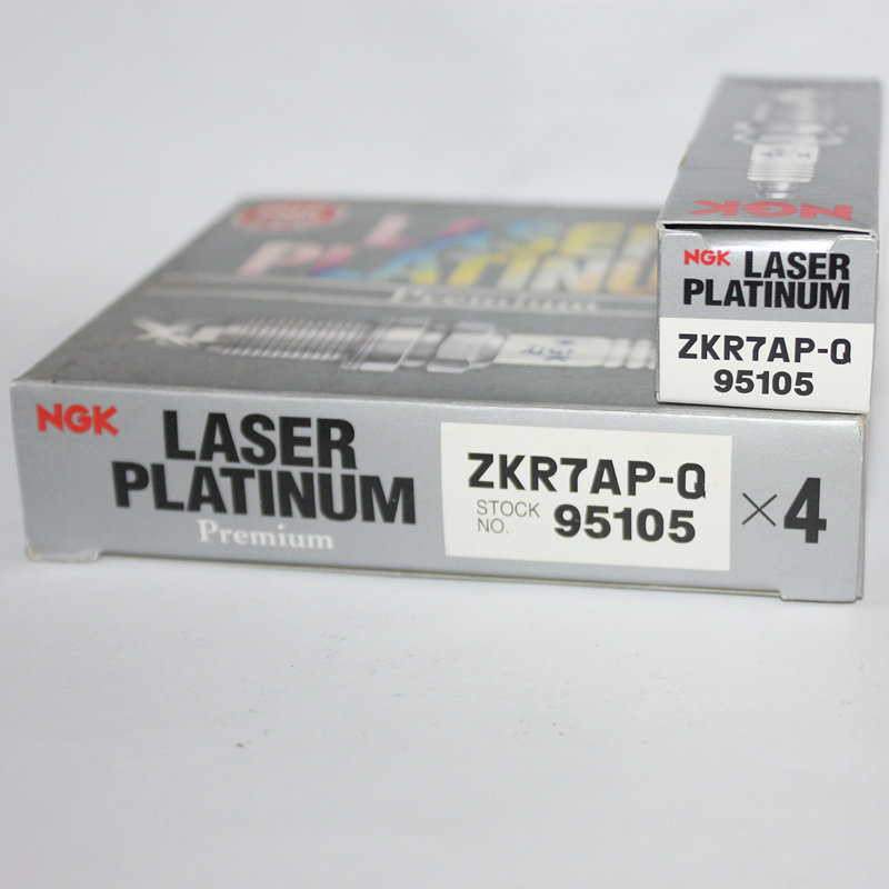 NGK四级铂金火花塞ZKR7AP-Q适用于卡宴途锐TT辉腾3.2