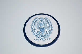 文化周边 乔治城大学 校徽徽章胸章胸针冰箱贴启瓶器贴纸 可定制