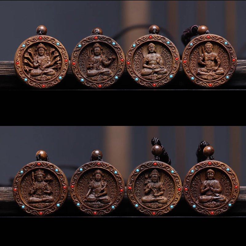 越南芽庄沉香雕刻牌子生肖吊坠实心本命佛挂件龙年木佛牌普贤菩萨