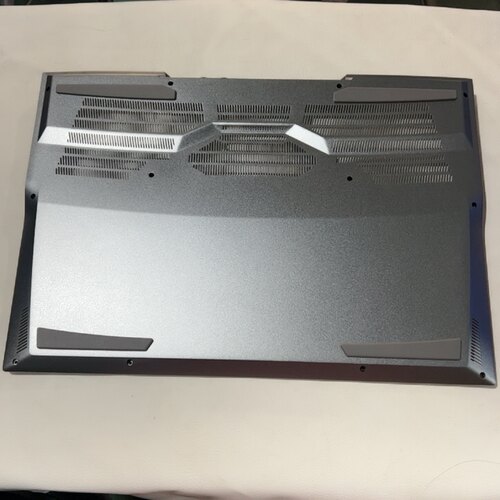 适用于机械革命Titan 17   D壳 旷世X D壳 GM7AGXN 底壳 后盖灰色