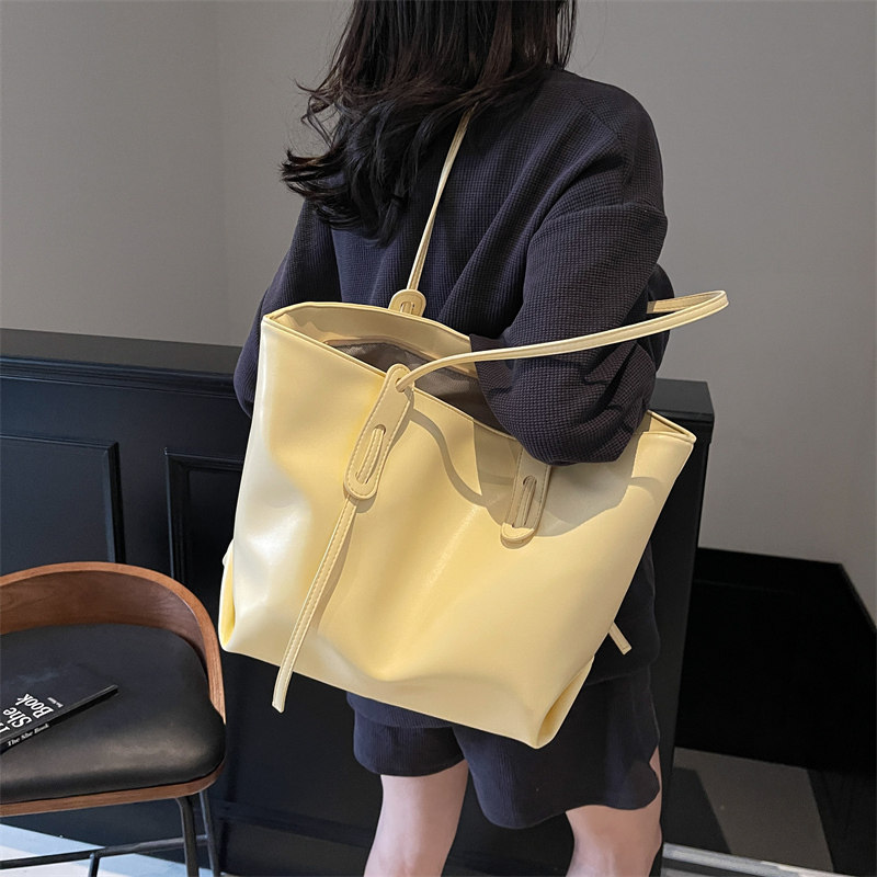 大容量复古包包女款单肩托特包