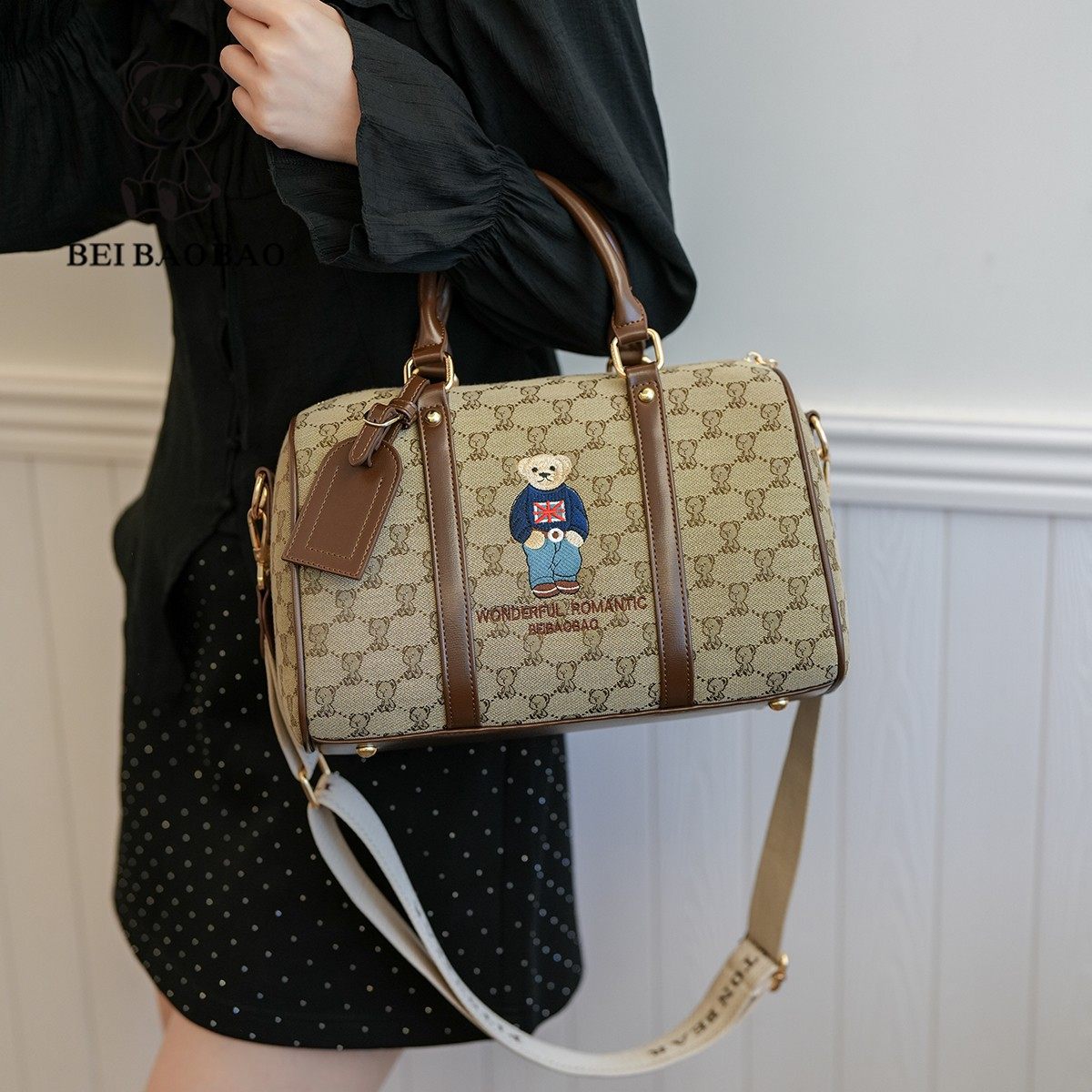 包包女款帆布小熊波士顿枕头包高级感大容量轻便休闲单肩手提女包