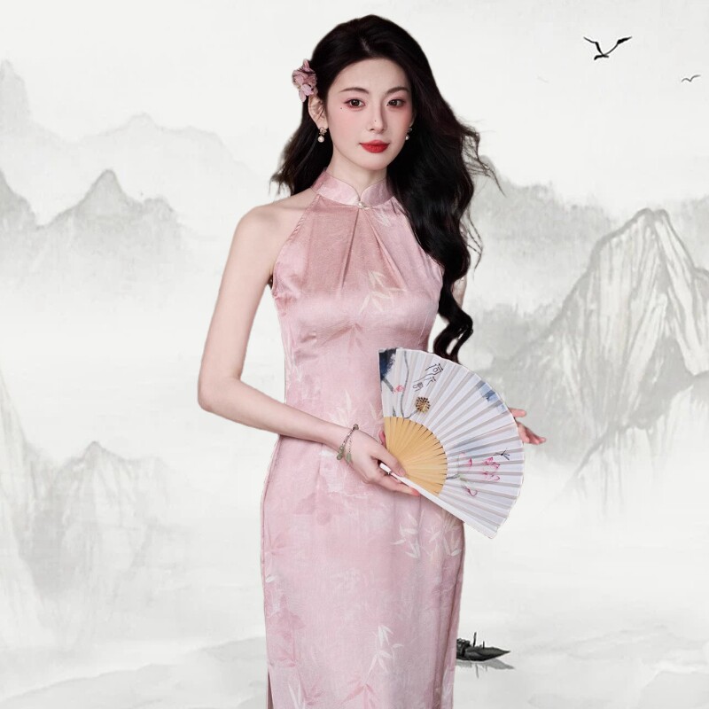 时尚优雅新中式挂脖旗袍苏州丝麻碎花少女2026新款年轻款改良日常