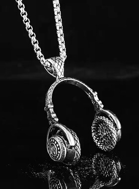 2025秋冬新款复古耳机钛钢项链  时尚潮流耳麦吊坠情侣嘻哈毛衣链