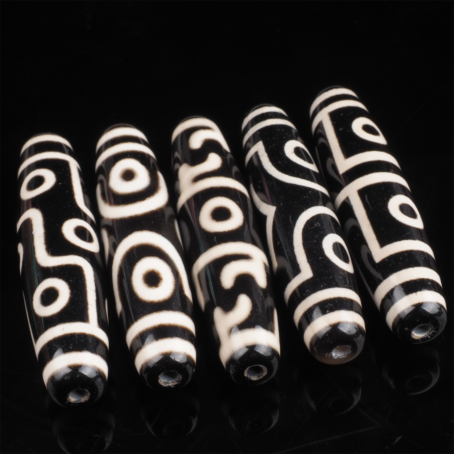 超大黑白九眼玛瑙锁骨项链