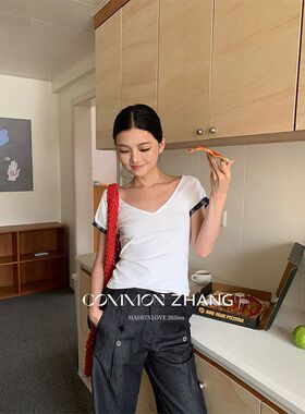 CZ ZHANG夏显瘦V领短袖修身显瘦T恤女拼接百搭上衣设计感C20112