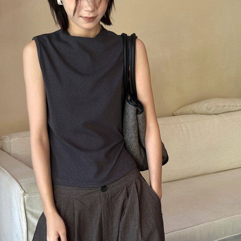 黎诺早秋新款韩系半高领无袖T恤女2026设计感字母印花背心上衣ins