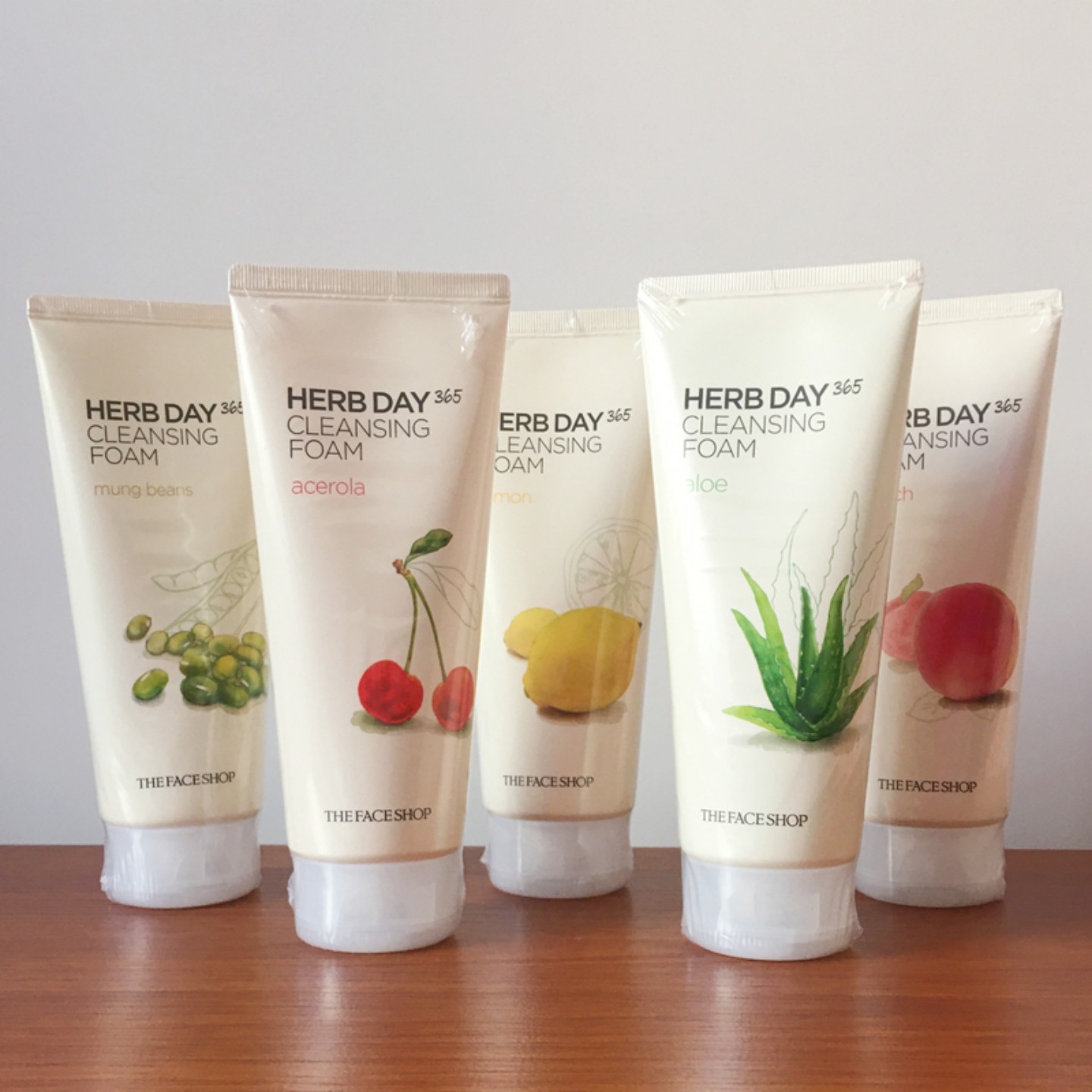 菲诗小铺洗面奶樱桃绿豆芦荟金盏花洁面乳官方正品深层清洁泡沫型