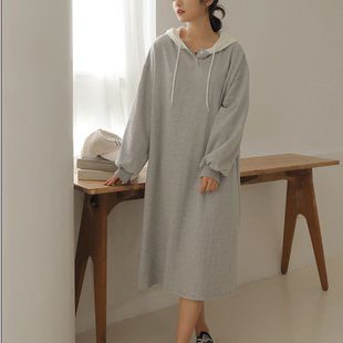 新款 韩国代购 2026靓丽早春装 女装 连帽拼色半开襟休闲连衣裙特 大码