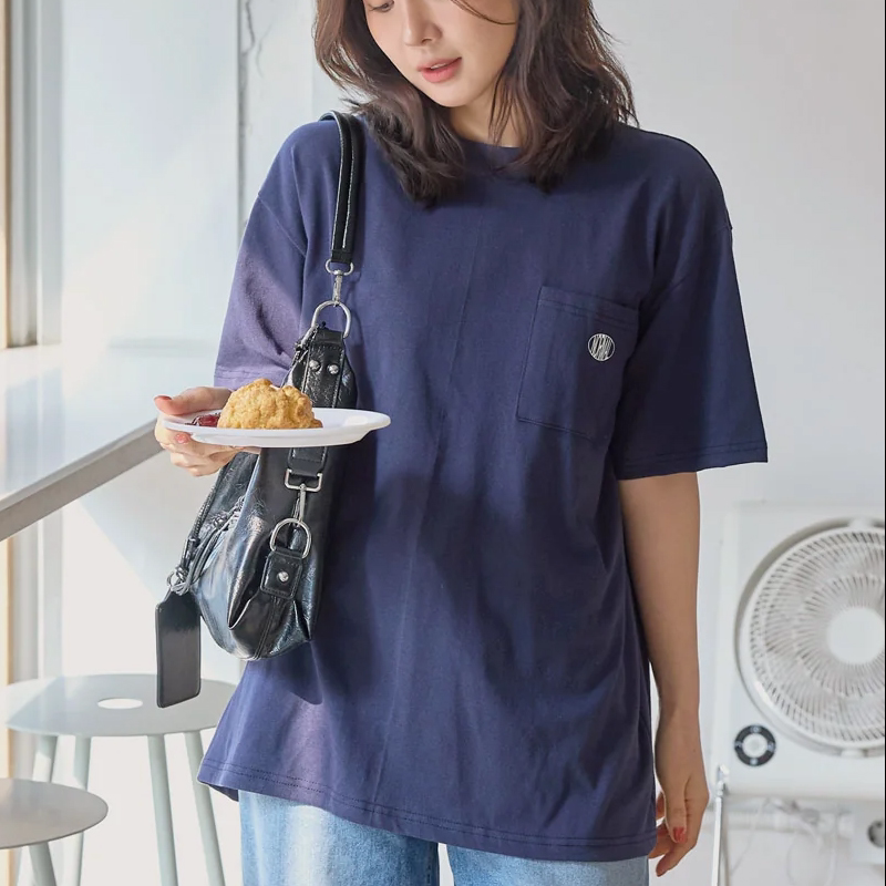 韩国代购大码女装2026靓丽夏装新款圆领宽松显瘦字母口袋短袖T恤