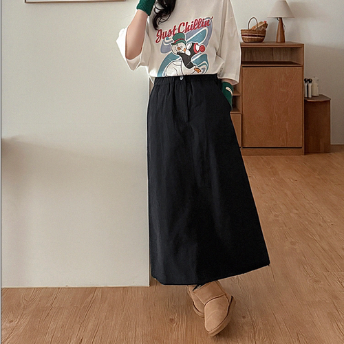 韩国代购大码女装2025靓丽冬装新款系扣后松紧裙摆抽绳加厚半身裙