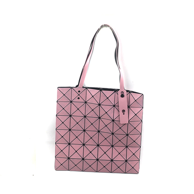 卓诗尼女包撤柜正品托特包几何菱格单肩包肩带两档可调个性格雾面