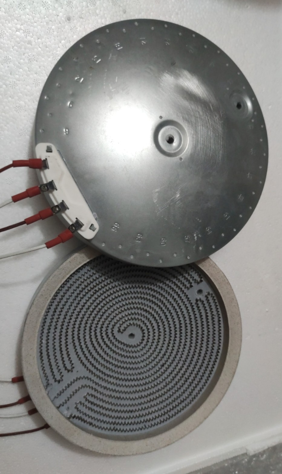 电陶炉凹形发热盘U型红外发热盘23厘米凹形光波炉发热盘3000w3500图片