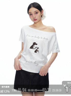 CODICE  复古手绘涂鸦斜肩露肩宽松舒适套头一字肩堆叠T恤短袖女