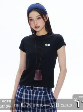 CODICE 春夏新款苹果刺绣LOGO圆领短袖T恤修身正肩休闲上衣女款潮