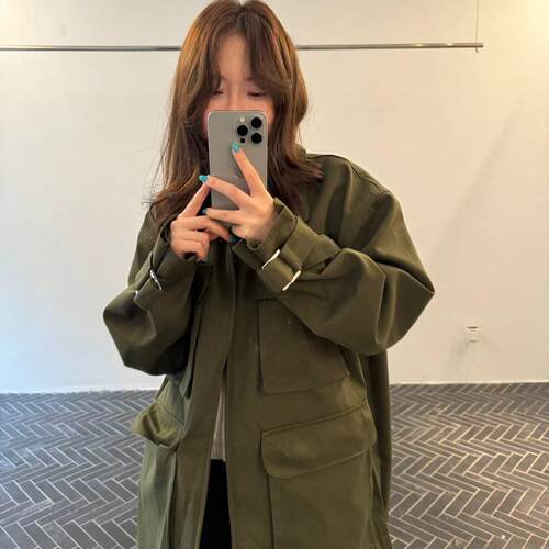 【BORAKOO】军绿口袋翻领风衣外套
