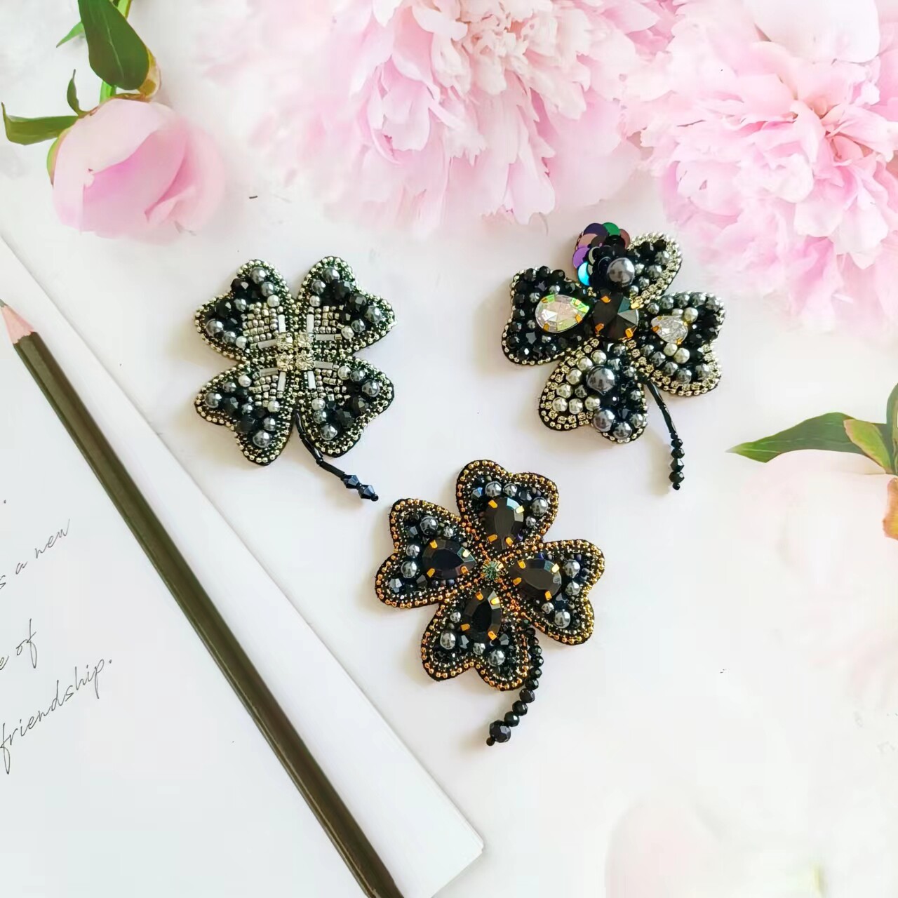 芊手轻奢幸运草重手工钉珠布贴补丁补洞服装辅料衣服包包装饰配