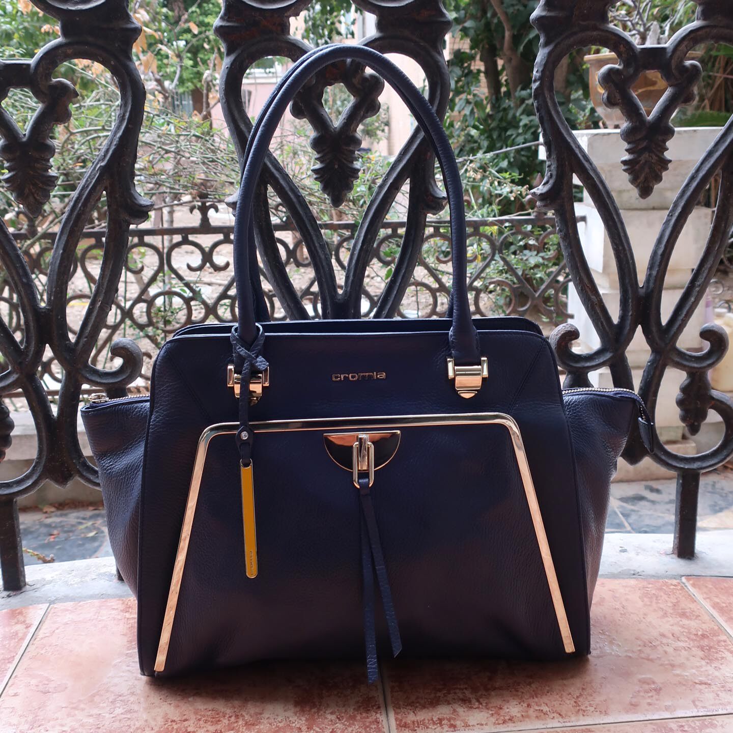 意大利克罗米娅深蓝色软牛皮翅膀形多夹层百搭通勤款大号单肩包