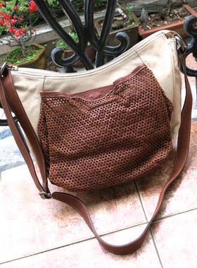 意大利Claudio Ferrici米棕撞色进口镂空植鞣软牛皮二用肩包原750