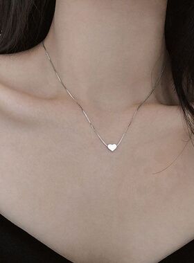 ins锁骨小众新款女心形设计链颈