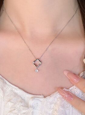 四叶草气质轻奢批发锁骨女两戴