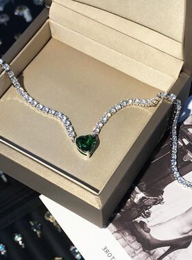 女小众闪钻新款轻奢祖母绿项链