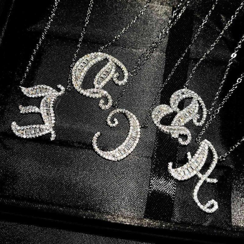 方抖音英文字母闪新品你的名字吊坠个仿莫桑 T26项链字母满钻法语