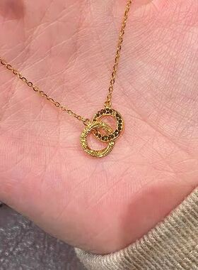 时尚链吊坠轻奢碎碎冰锁骨乌斯