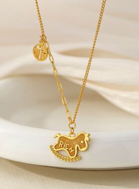 喜庆镀金项链女生百搭钱币木马