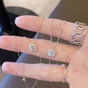 新款锁骨锆石高级感链女夏2023项链年设计轻奢小众时尚简约方钻