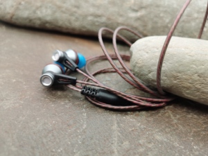 没办法没有订单只能高开低走