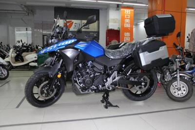 铃木DL-250ABSV-StromSUZUKI