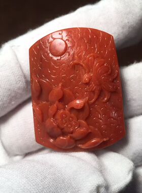 一物一拍川料南红大师雕刻件蝶恋花吊坠无事牌挂件满色满肉柿子红