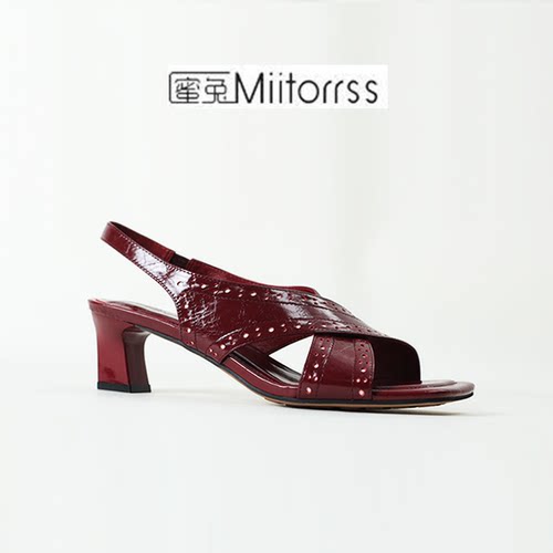 【吉娜专属】新款时尚百搭女鞋HD5L3211-1
