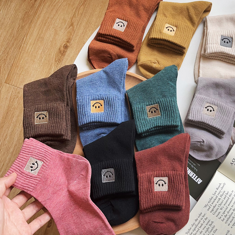 可爱百搭学院风卡通复古袜子