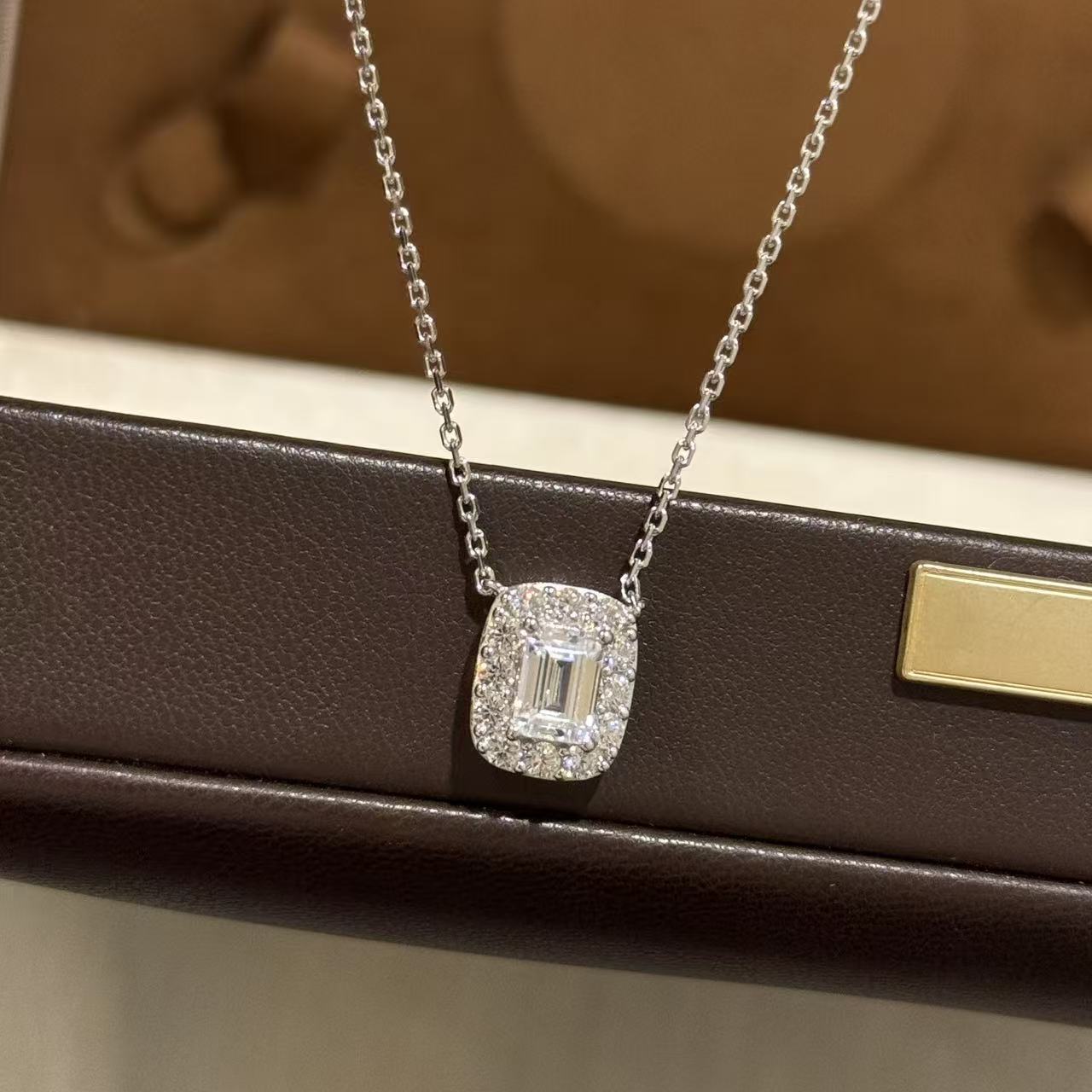 设计师s925纯银 梯方钻项链围镶感满钻镶嵌轻奢百搭感爆闪