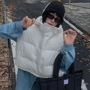 欧货马夹外套女秋冬23年新款短款连帽抽绳双拉链90白鸭绒羽绒马甲