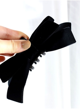 日系手作原创丝绒蝴蝶结复古抓夹i发量少后脑勺发夹鲨鱼夹秋冬款