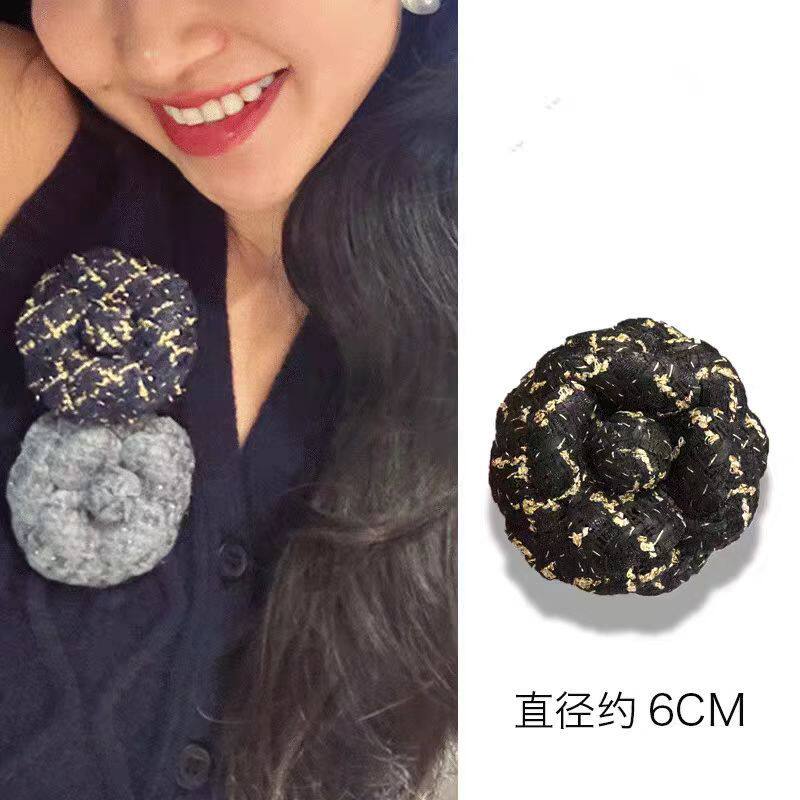 秋冬复古山茶花胸针女尼布定型毛呢花朵别针扣小香风胸花外套配饰