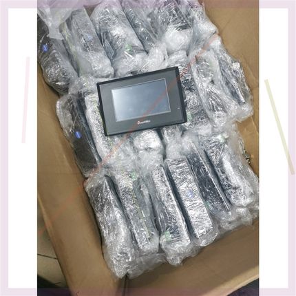 拍前询价信捷4.3寸触摸屏,型号:TG465-MT/XT,成色.充新的议价