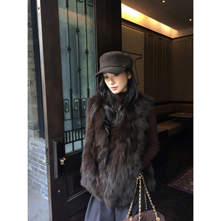 上衣 100%真狐狸毛背心马甲女轻奢高级感叠穿无袖 MULVAN 奈良又冬