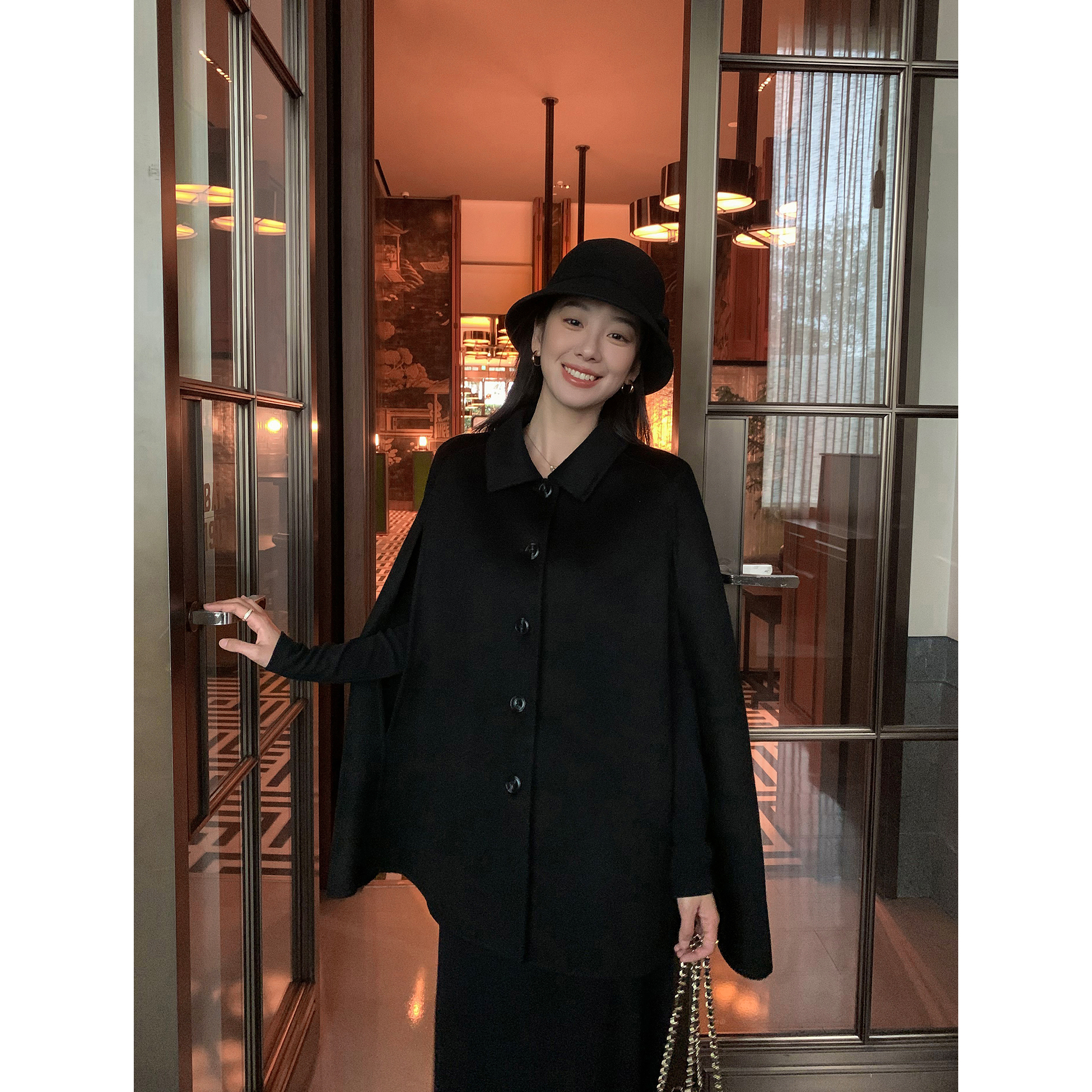 MULVAN 财阀千金 100％羊毛双面呢斗篷外套女高级感气质披肩大衣